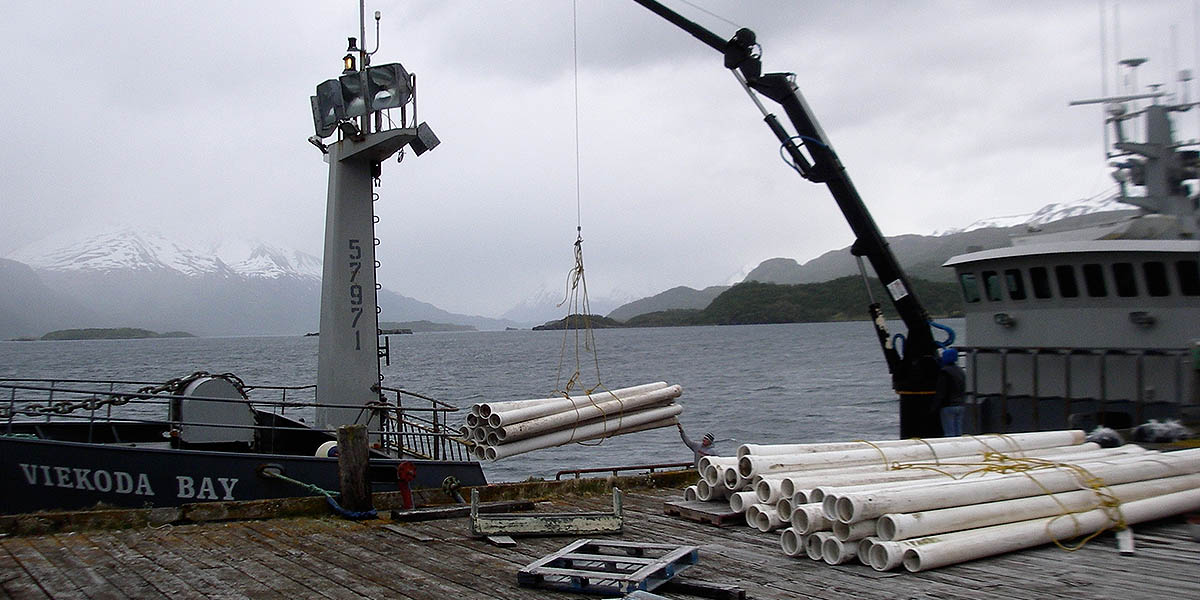 unloading the pipes